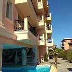 Sirena Palace Family Отель Обзор
