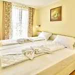 Sirena Palace Family Отель Обзор