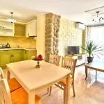Sirena Palace Family Отель 3*