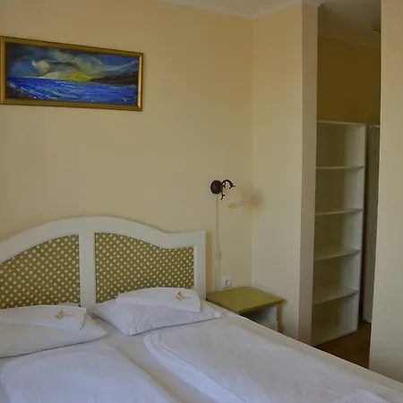 Sirena Palace Family 奥布佐尔