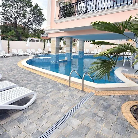 Sirena Palace Family 3*