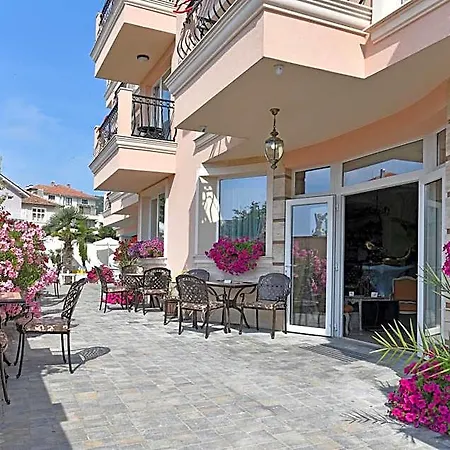 Sirena Palace Family 3*