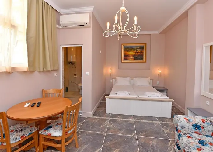 сирена палас Ceмеен