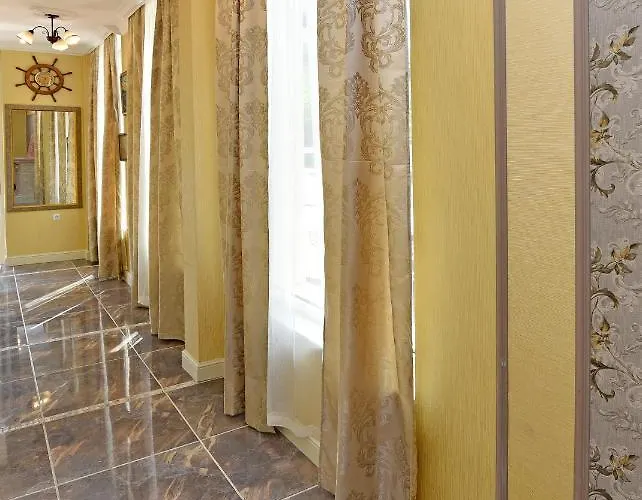 сирена палас Ceмеен Хотел Обзор