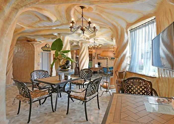 сирена палас Ceмеен Хотел Обзор