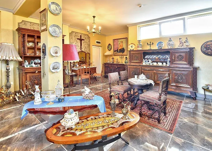 Хотел сирена палас Ceмеен