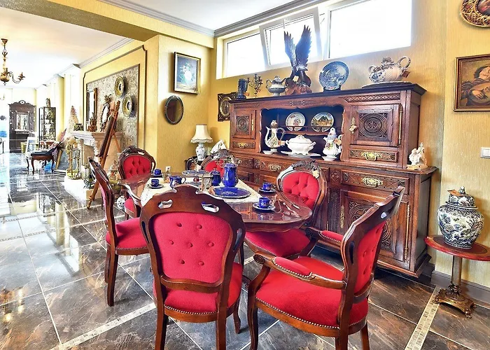 Хотел сирена палас Ceмеен 3*