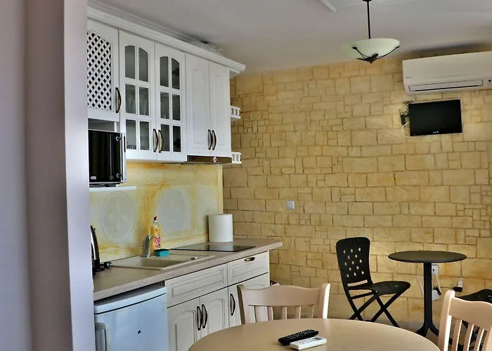 сирена палас Ceмеен 3*