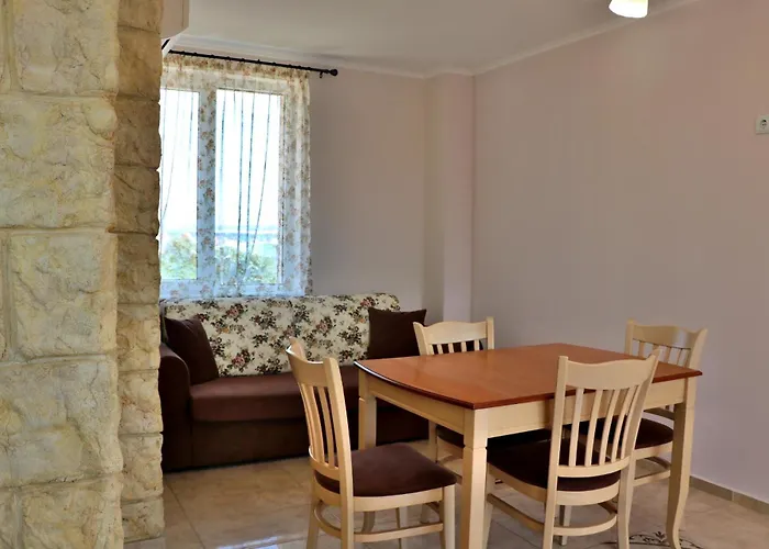 сирена палас Ceмеен 3* Обзор