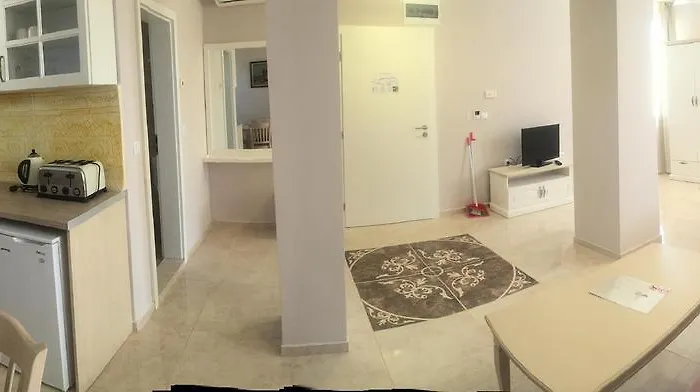 сирена палас Ceмеен Хотел Обзор