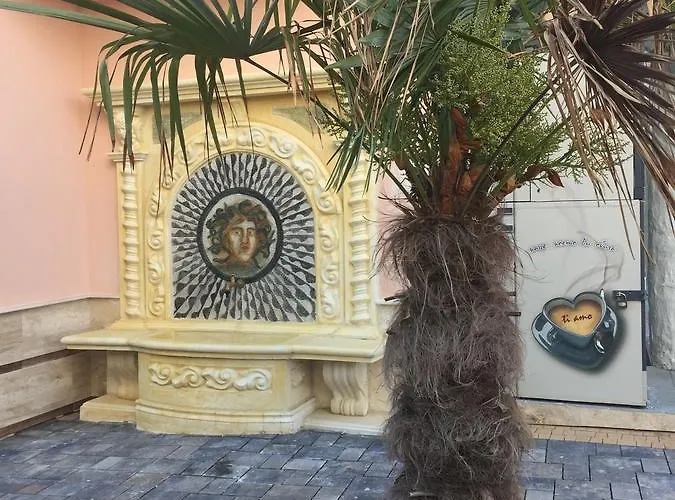 сирена палас Ceмеен 3*